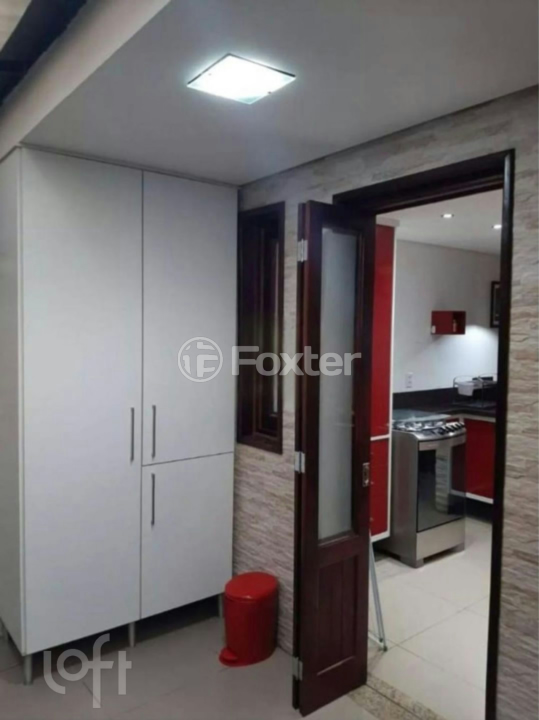 Casa à venda com 2 quartos, 54m² - Foto 4