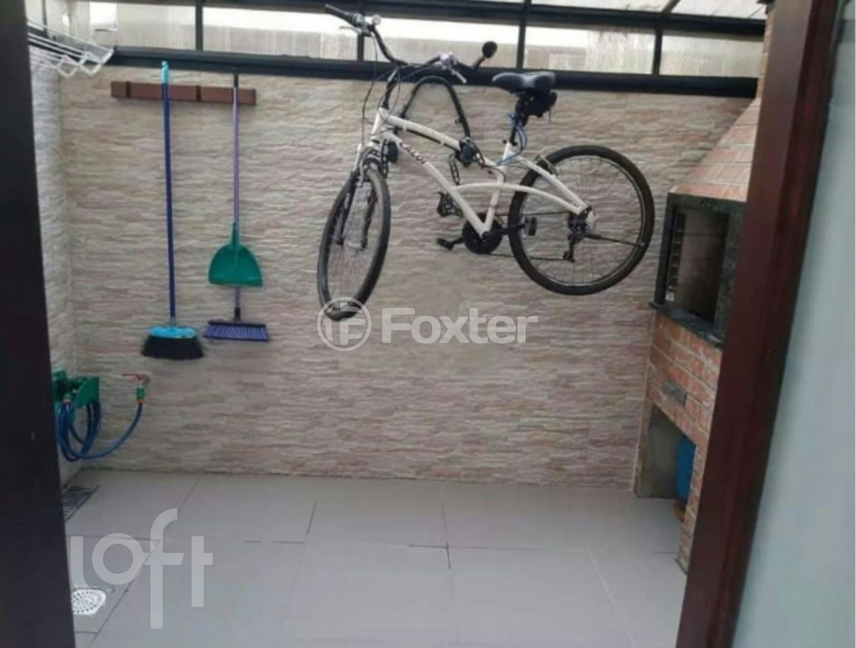 Casa à venda com 2 quartos, 54m² - Foto 5