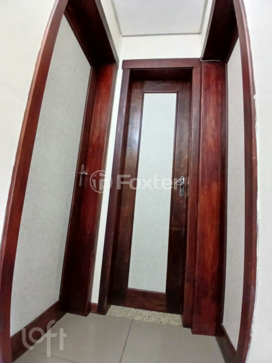 Casa à venda com 2 quartos, 54m² - Foto 8