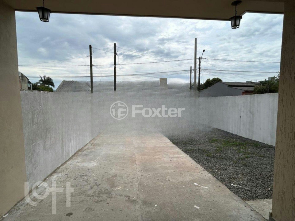 Casa à venda com 3 quartos, 90m² - Foto 2