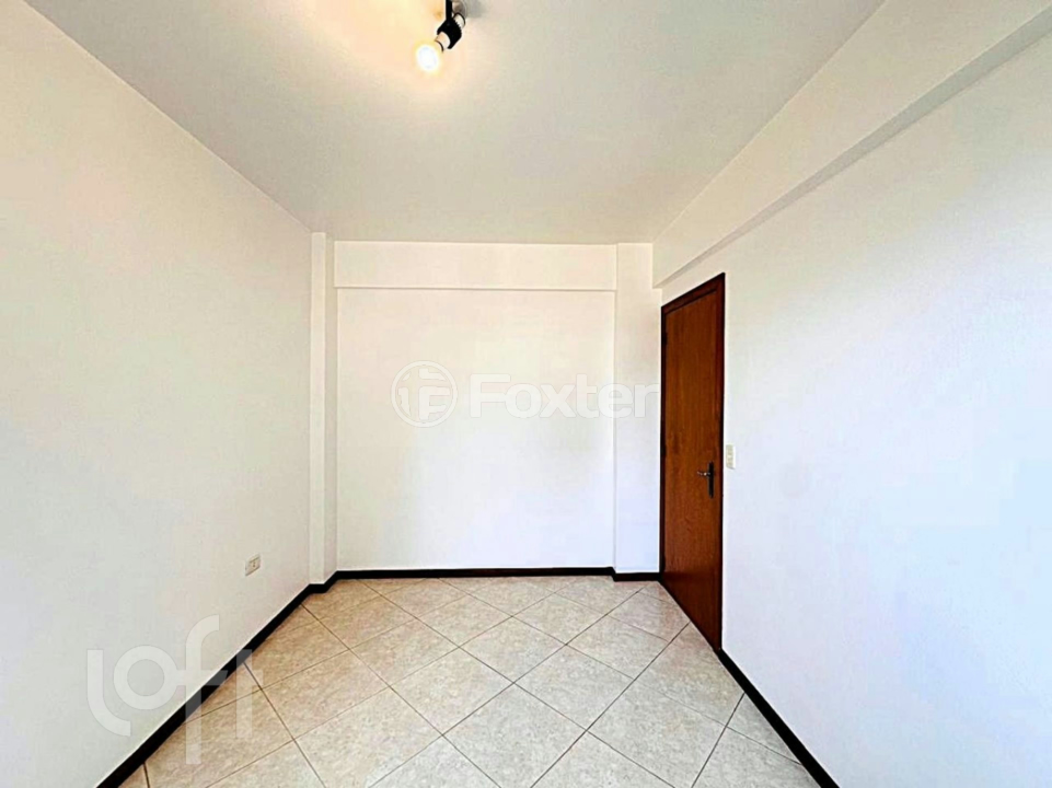 Apartamento à venda com 2 quartos, 104m² - Foto 24