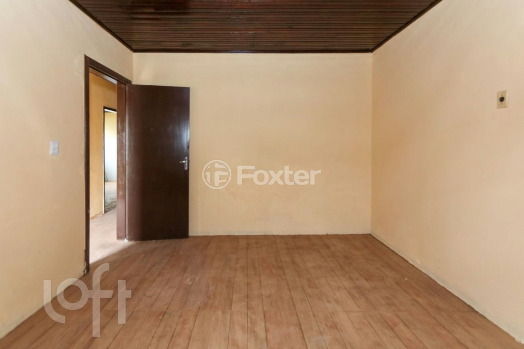 Casa à venda com 3 quartos, 100m² - Foto 1