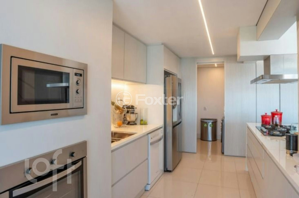 Cobertura à venda com 3 quartos, 239m² - Foto 4