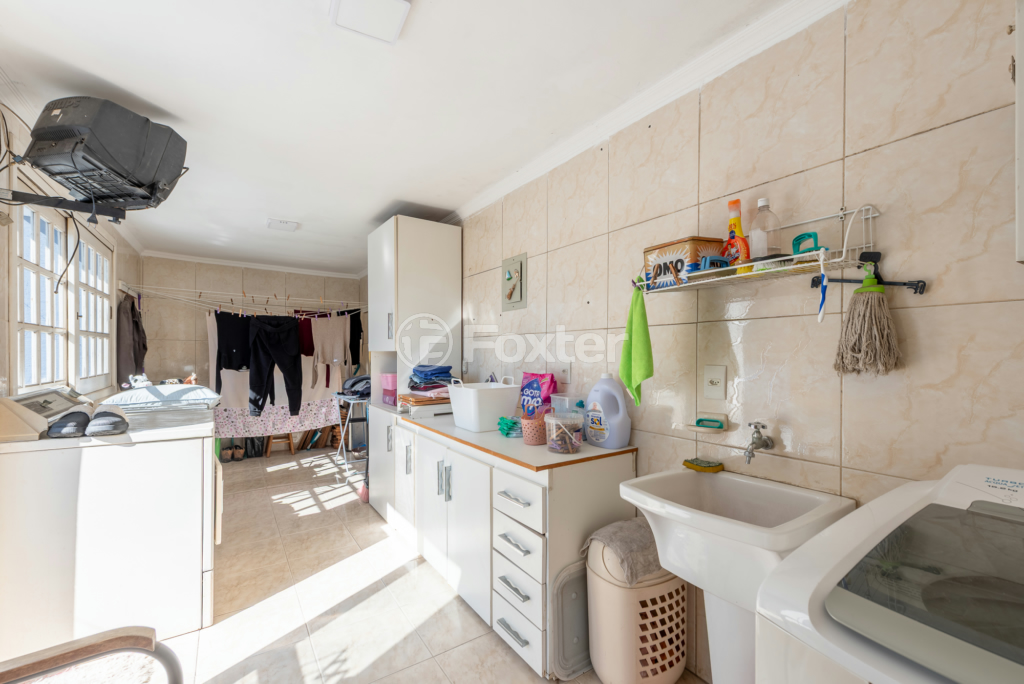 Casa à venda com 5 quartos, 240m² - Foto 21