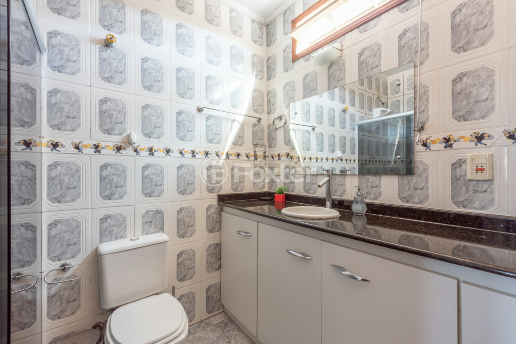 Casa à venda com 5 quartos, 240m² - Foto 16