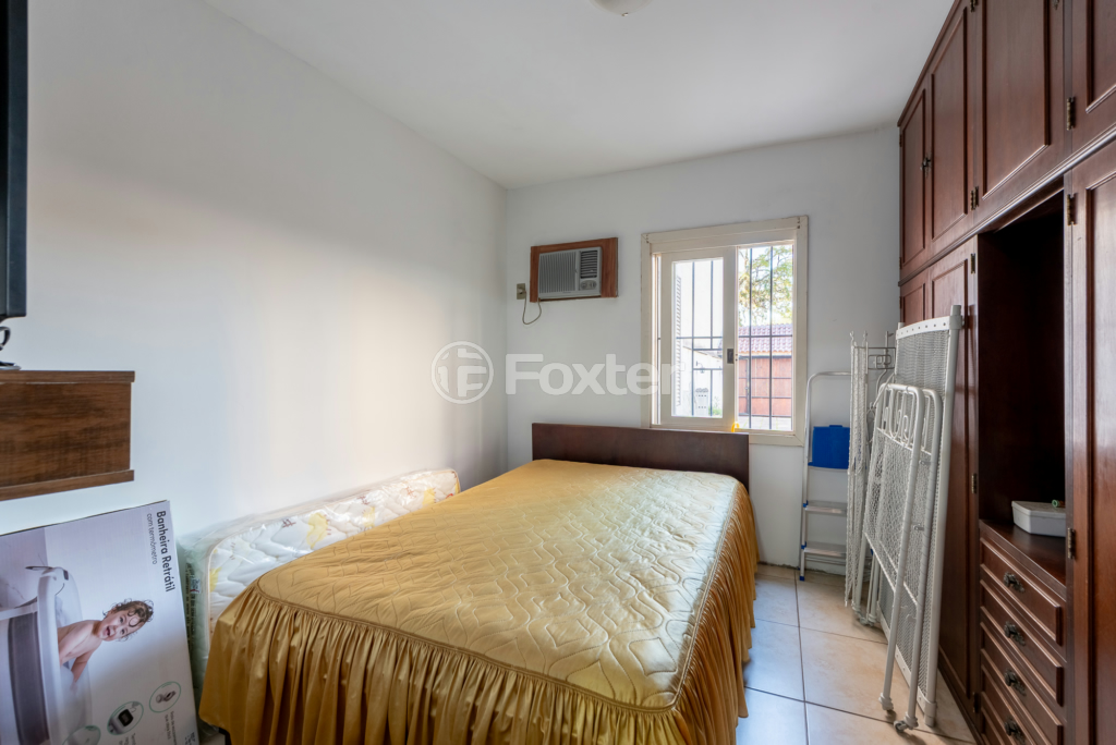Casa à venda com 5 quartos, 240m² - Foto 15