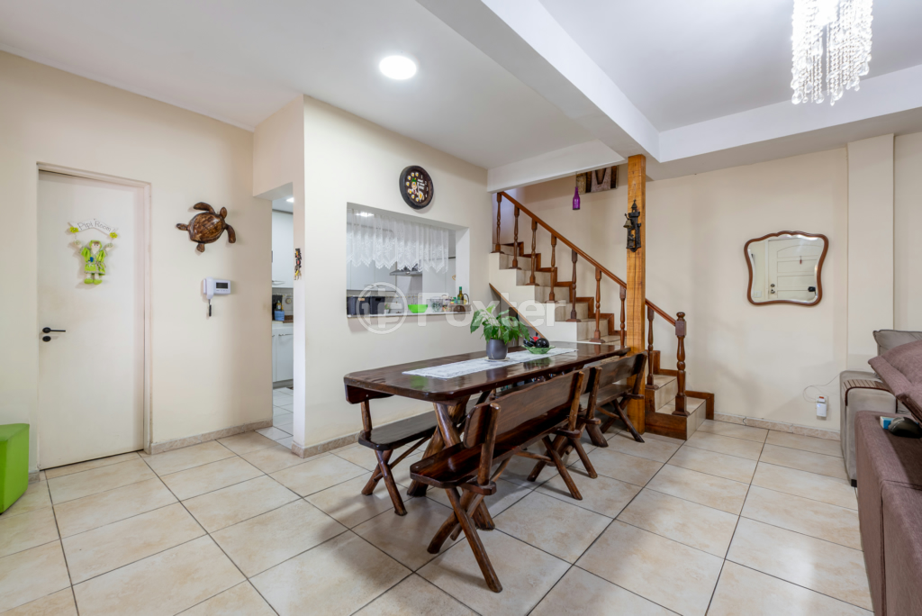 Casa à venda com 5 quartos, 240m² - Foto 6