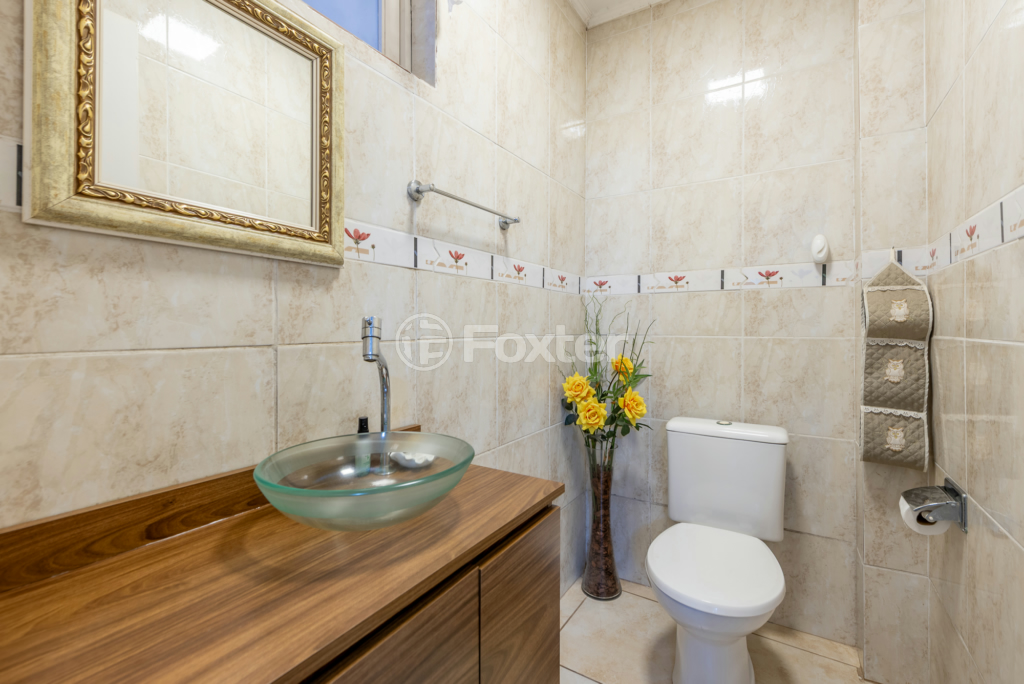 Casa à venda com 5 quartos, 240m² - Foto 18