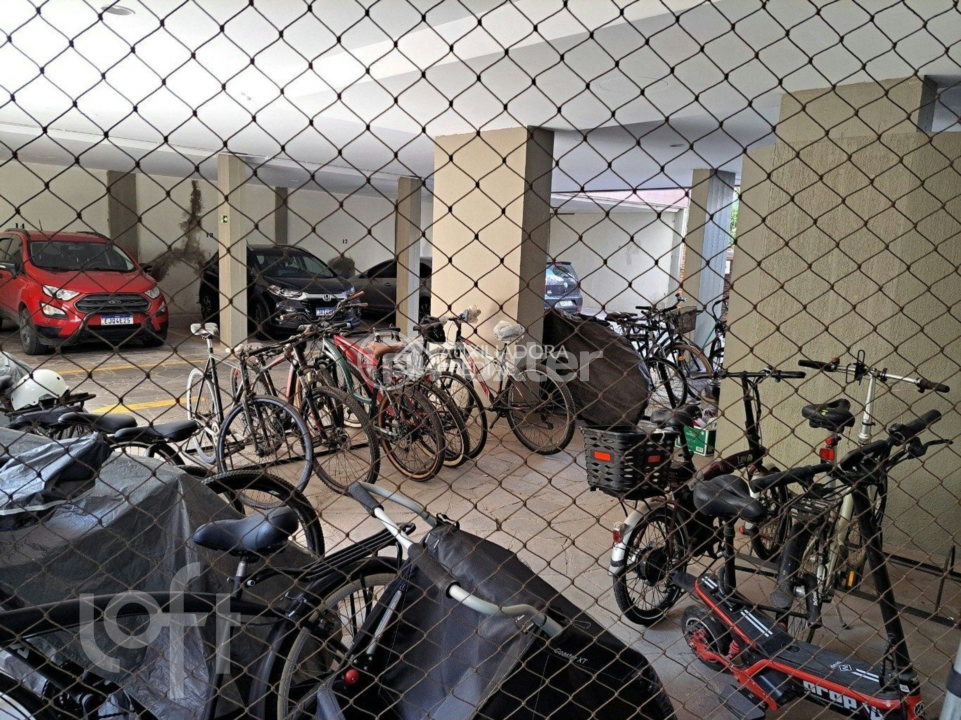 Apartamento à venda com 1 quarto, 41m² - Foto 21