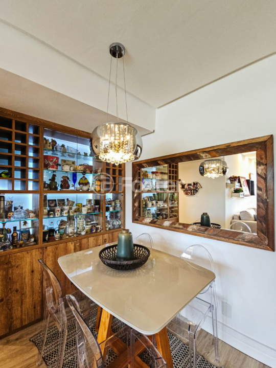 Apartamento à venda com 2 quartos, 63m² - Foto 3