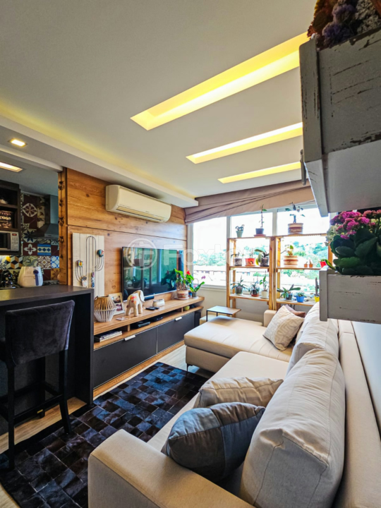 Apartamento à venda com 2 quartos, 63m² - Foto 1