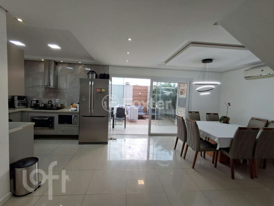Casa à venda com 3 quartos, 201m² - Foto 4