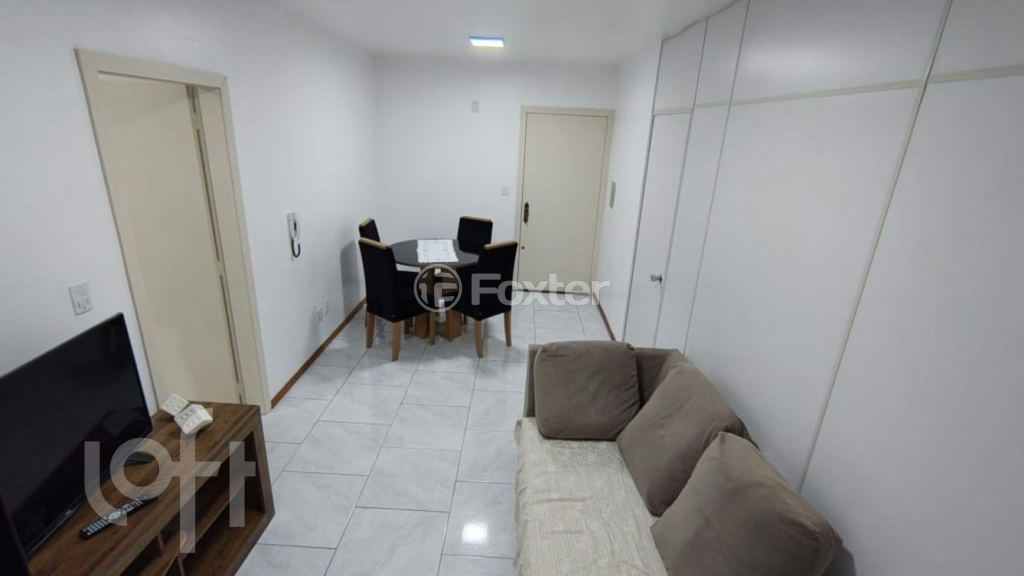 Apartamento à venda com 1 quarto, 45m² - Foto 1