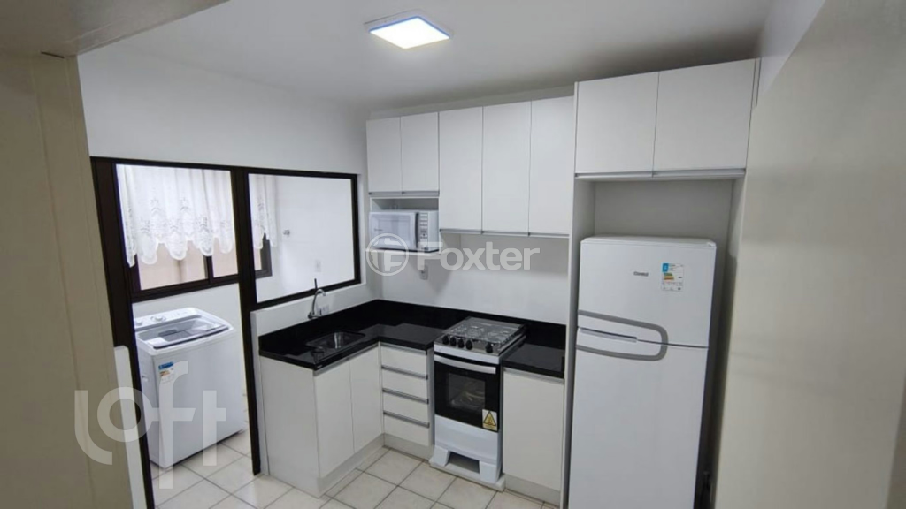 Apartamento à venda com 1 quarto, 45m² - Foto 4