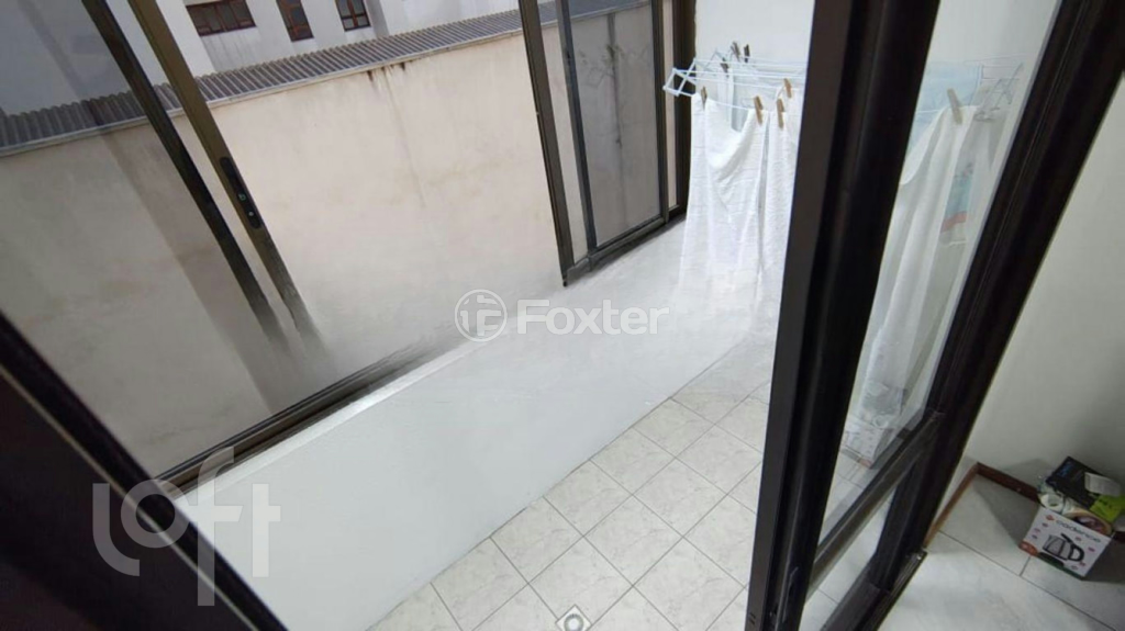 Apartamento à venda com 1 quarto, 45m² - Foto 10