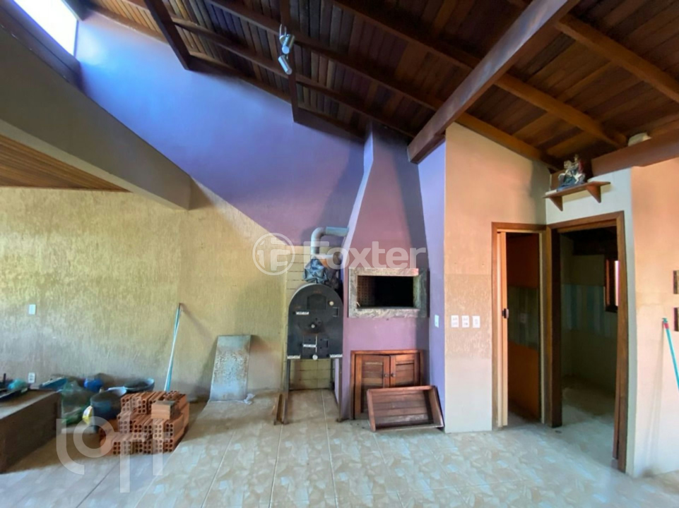 Casa à venda com 2 quartos, 124m² - Foto 2