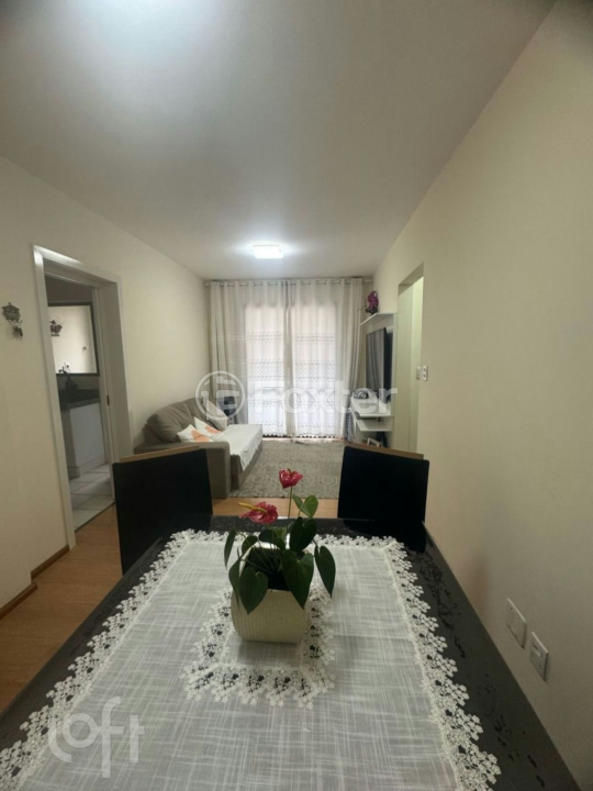 Apartamento à venda com 2 quartos, 62m² - Foto 7