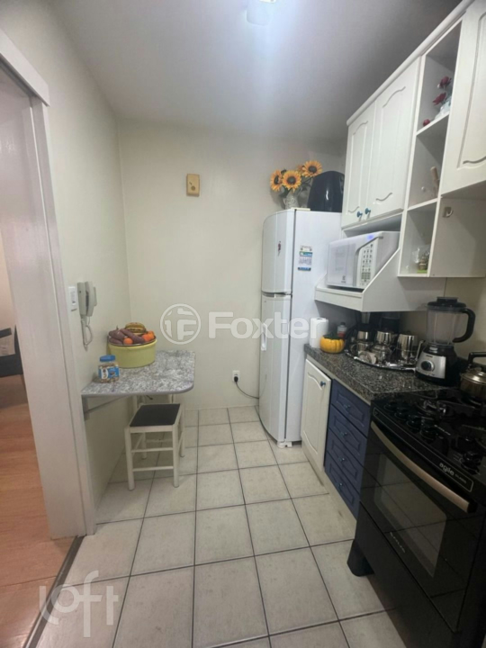 Apartamento à venda com 2 quartos, 62m² - Foto 10
