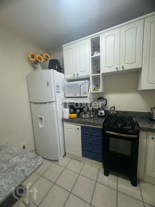 Apartamento à venda com 2 quartos, 62m² - Foto 9