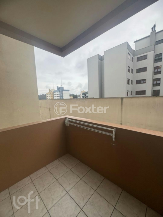 Apartamento à venda com 2 quartos, 62m² - Foto 13