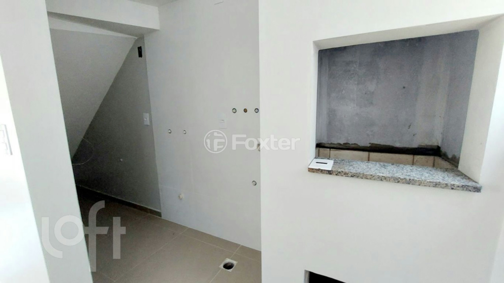 Casa à venda com 2 quartos, 64m² - Foto 7