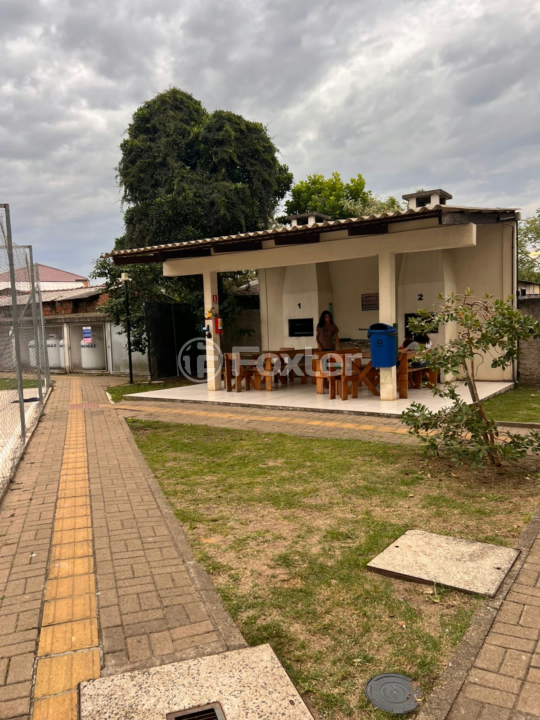 Apartamento à venda com 2 quartos, 44m² - Foto 17