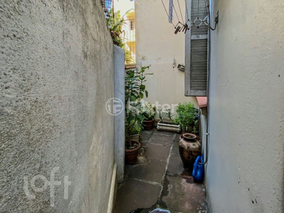 Apartamento à venda com 2 quartos, 72m² - Foto 3