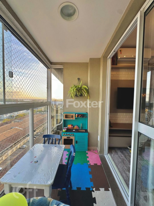 Apartamento à venda com 2 quartos, 67m² - Foto 32