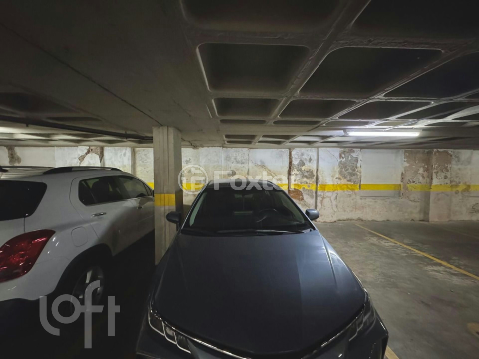 Apartamento à venda com 2 quartos, 67m² - Foto 35