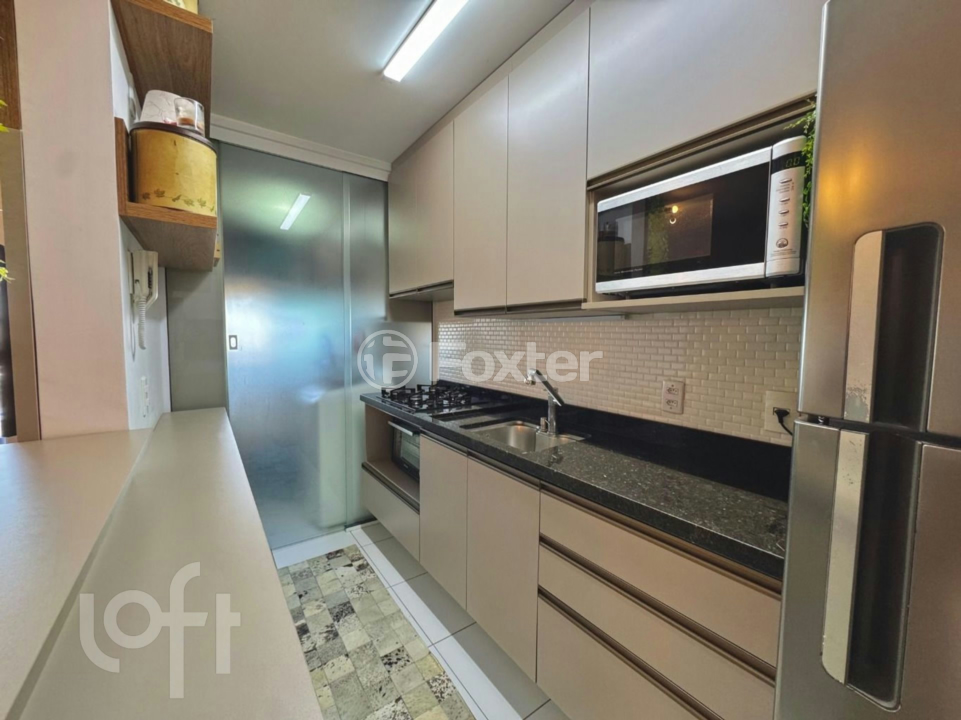 Apartamento à venda com 2 quartos, 67m² - Foto 10