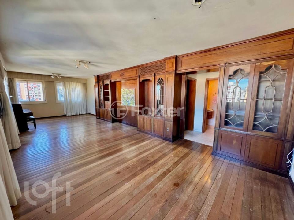 Apartamento à venda com 3 quartos, 174m² - Foto 2