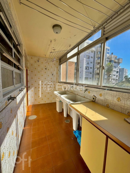 Apartamento à venda com 3 quartos, 174m² - Foto 6