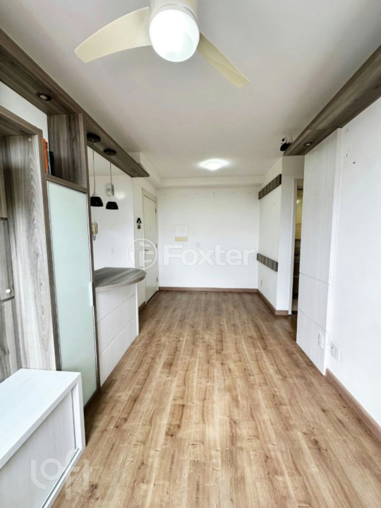 Apartamento à venda com 2 quartos, 50m² - Foto 3