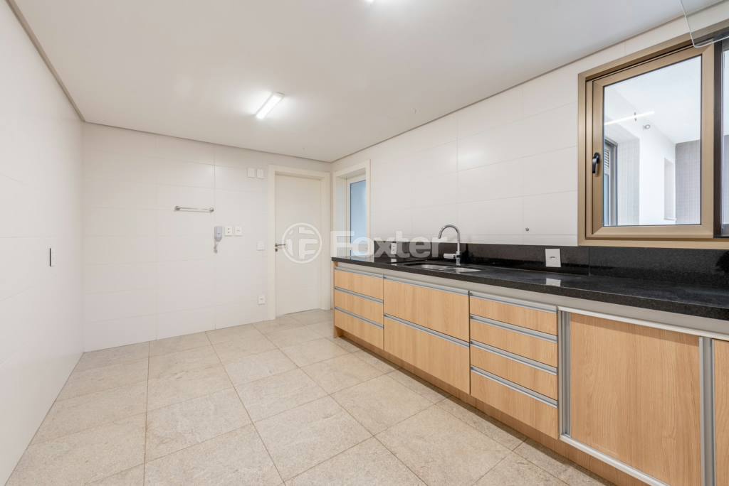 Apartamento à venda com 3 quartos, 236m² - Foto 10