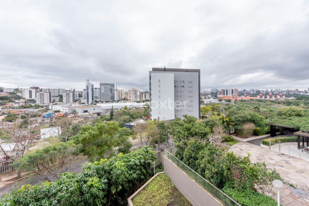 Apartamento à venda com 3 quartos, 236m² - Foto 4