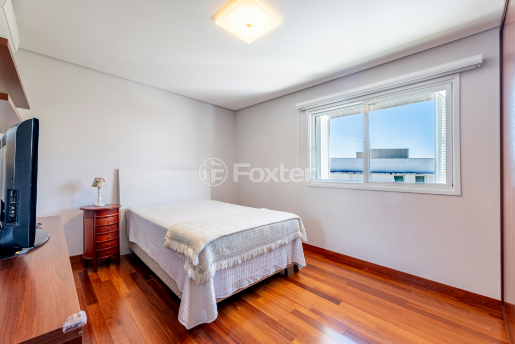 Casa de Condomínio à venda com 4 quartos, 259m² - Foto 19
