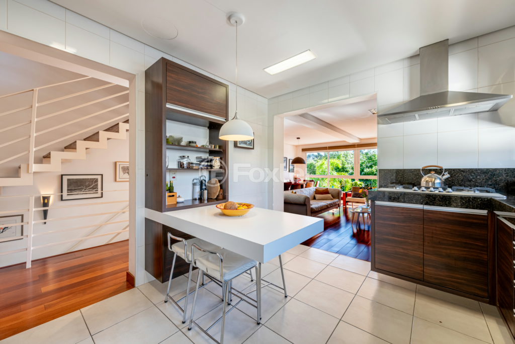 Casa de Condomínio à venda com 4 quartos, 259m² - Foto 24