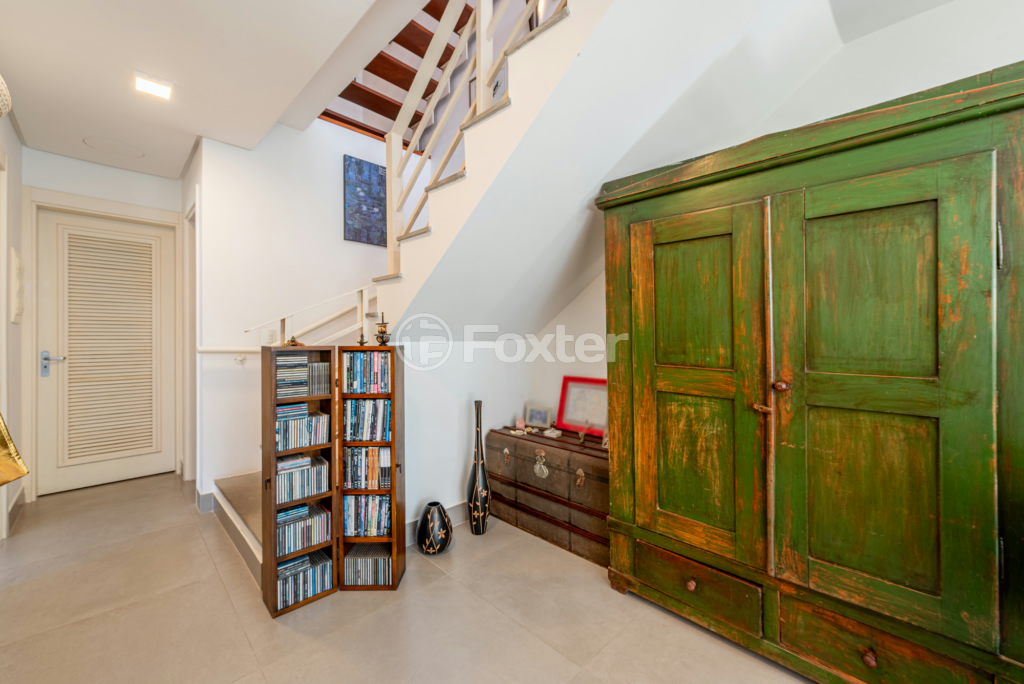 Casa de Condomínio à venda com 4 quartos, 259m² - Foto 28