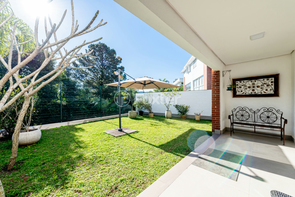 Casa de Condomínio à venda com 4 quartos, 259m² - Foto 36