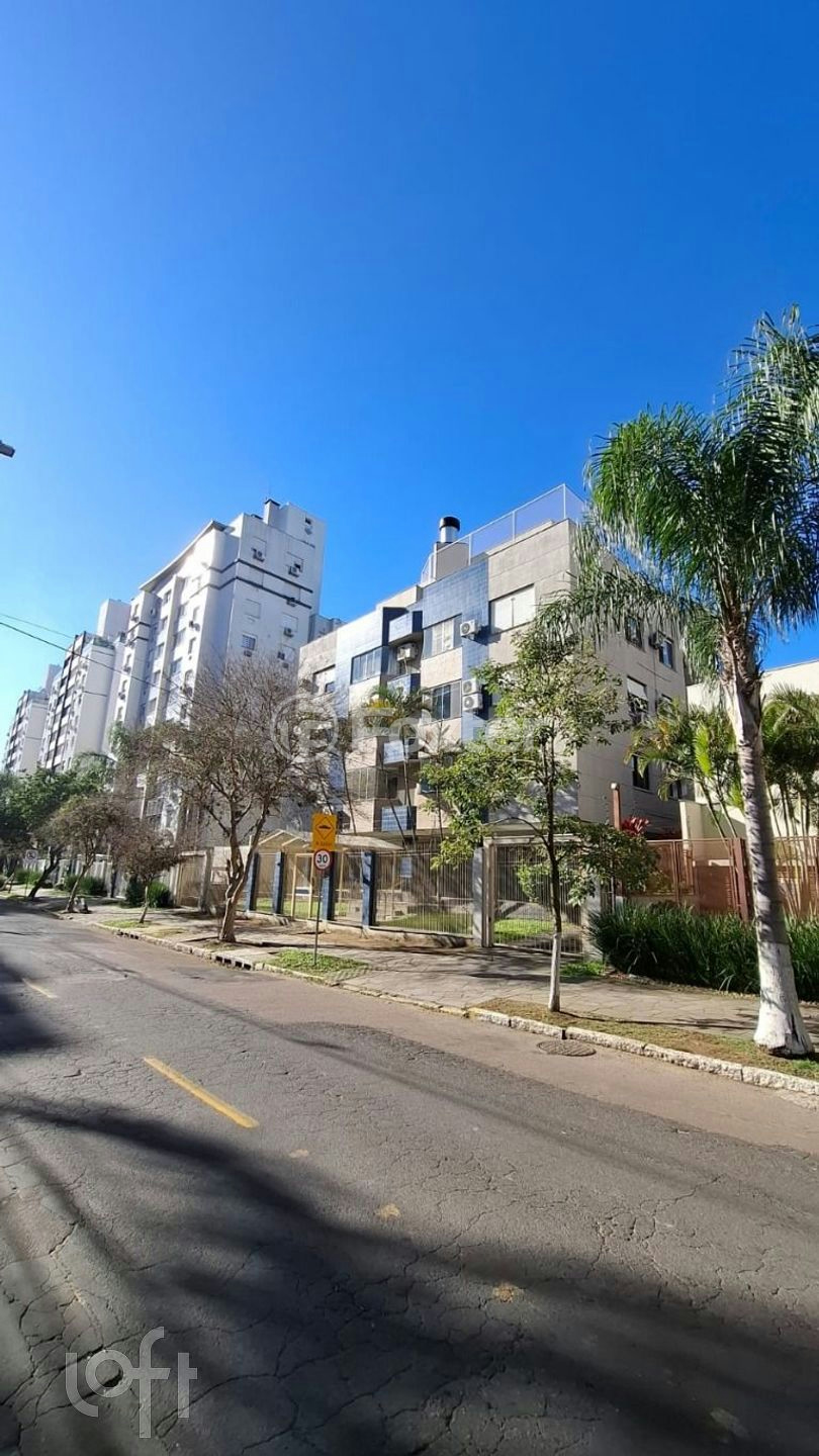 Apartamento à venda com 2 quartos, 74m² - Foto 2