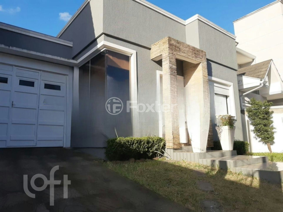 Casa à venda com 3 quartos, 130m² - Foto 1