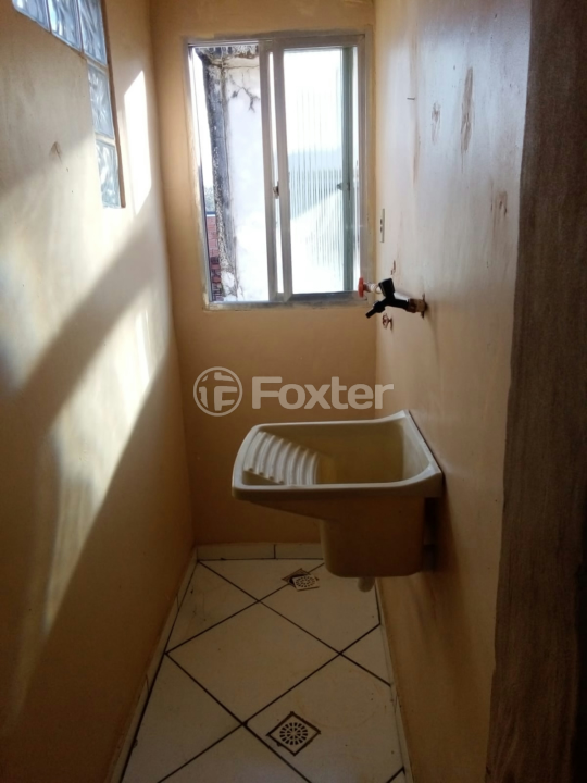 Casa à venda com 3 quartos, 75m² - Foto 12