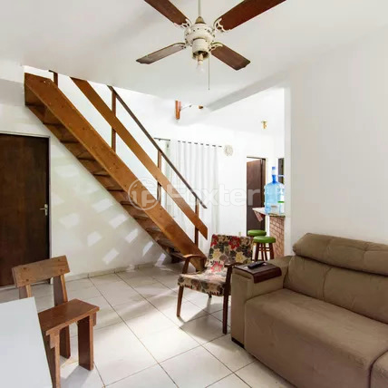 Casa à venda com 4 quartos, 176m² - Foto 2