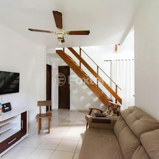 Casa à venda com 4 quartos, 176m² - Foto 3