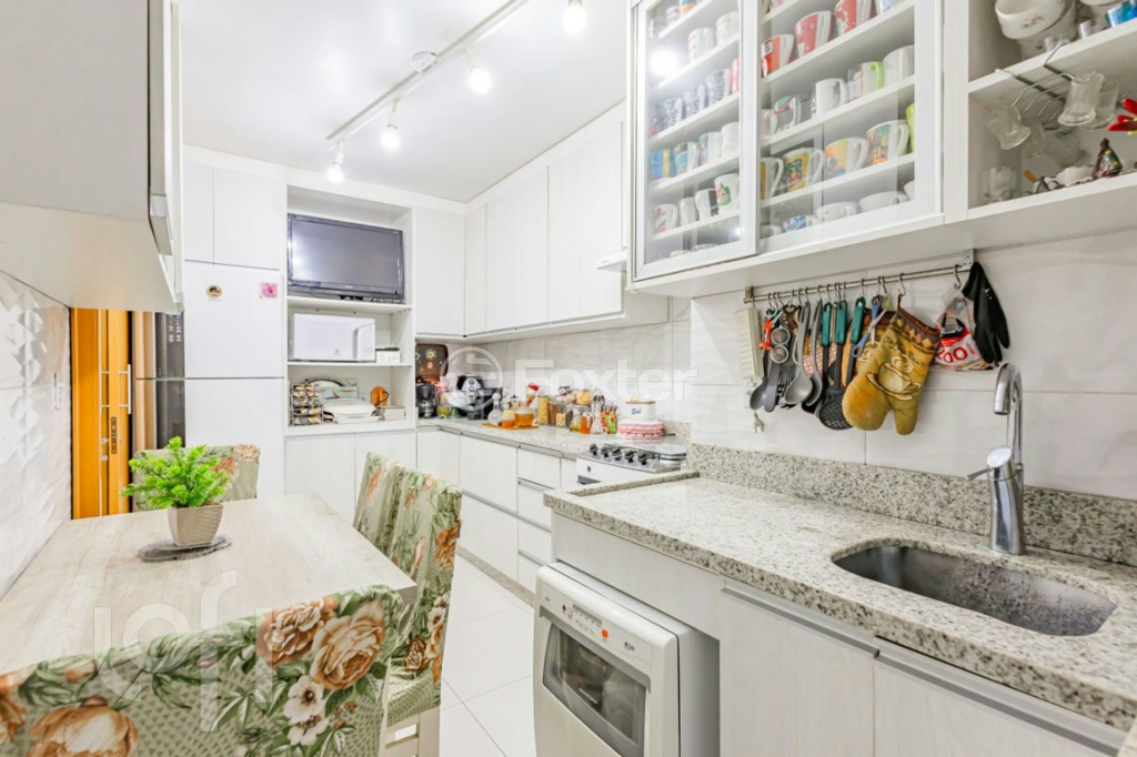 Apartamento à venda com 2 quartos, 74m² - Foto 4