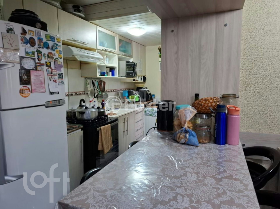 Apartamento à venda com 2 quartos, 40m² - Foto 11