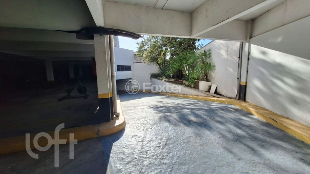 Apartamento à venda com 1 quarto, 50m² - Foto 34