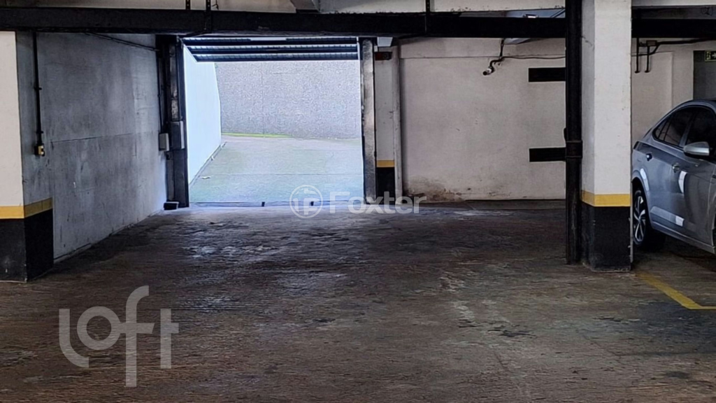 Apartamento à venda com 1 quarto, 50m² - Foto 32