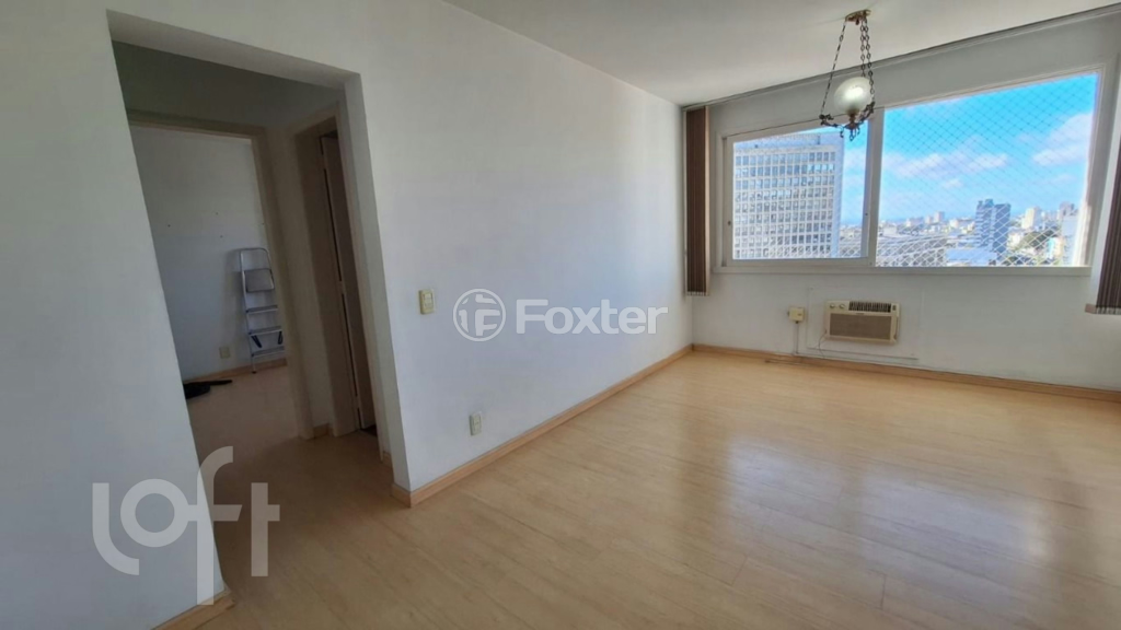 Apartamento à venda com 1 quarto, 50m² - Foto 2