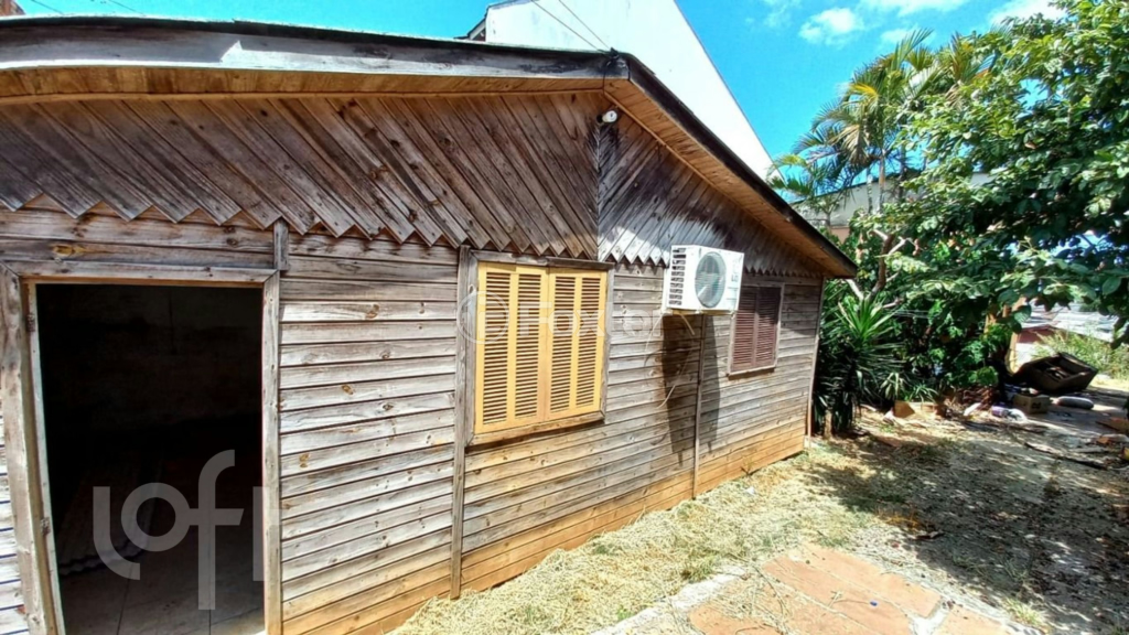 Casa à venda com 2 quartos, 85m² - Foto 2